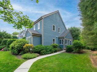 5705 Manor Dr, Peekskill, NY 10566