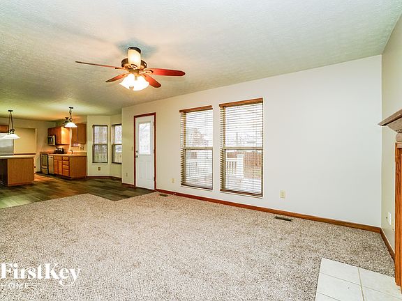 3rd image of 4633 Edgarton Dr