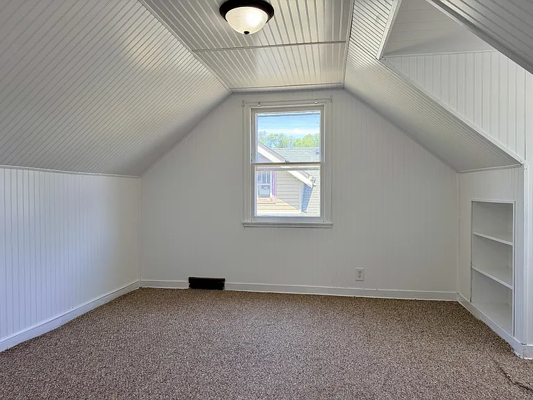 2809 Bildahl St — Photo 9