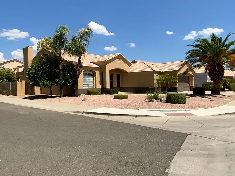 6204 E Phelps Rd — Photo 3