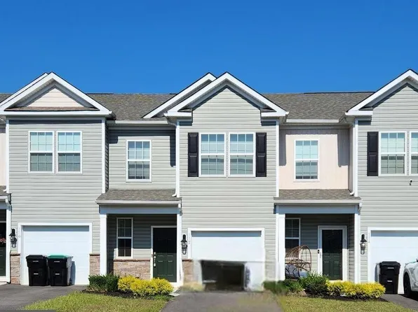 138 Sickler Ct, Sicklerville, NJ 08081