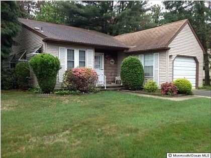 2nd image of 32 Sunset Rd