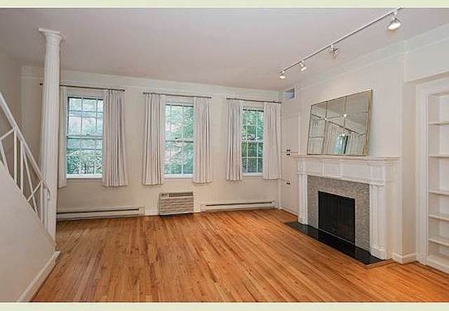 1st image of 10 Bedford St #3