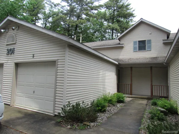 201 White Deer Trl #3, Prudenville, MI 48651