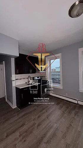 149 Zabriskie St Photo 1