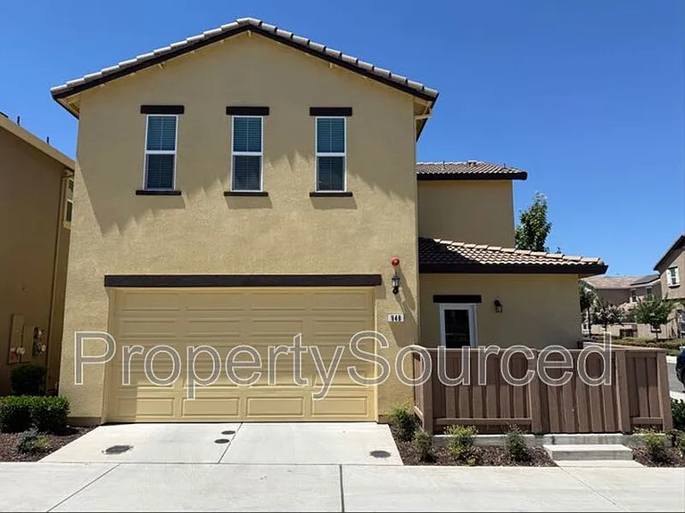 948 Posey St — Photo 4