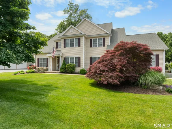 34 River Highlands Drive, Milford, CT 06461