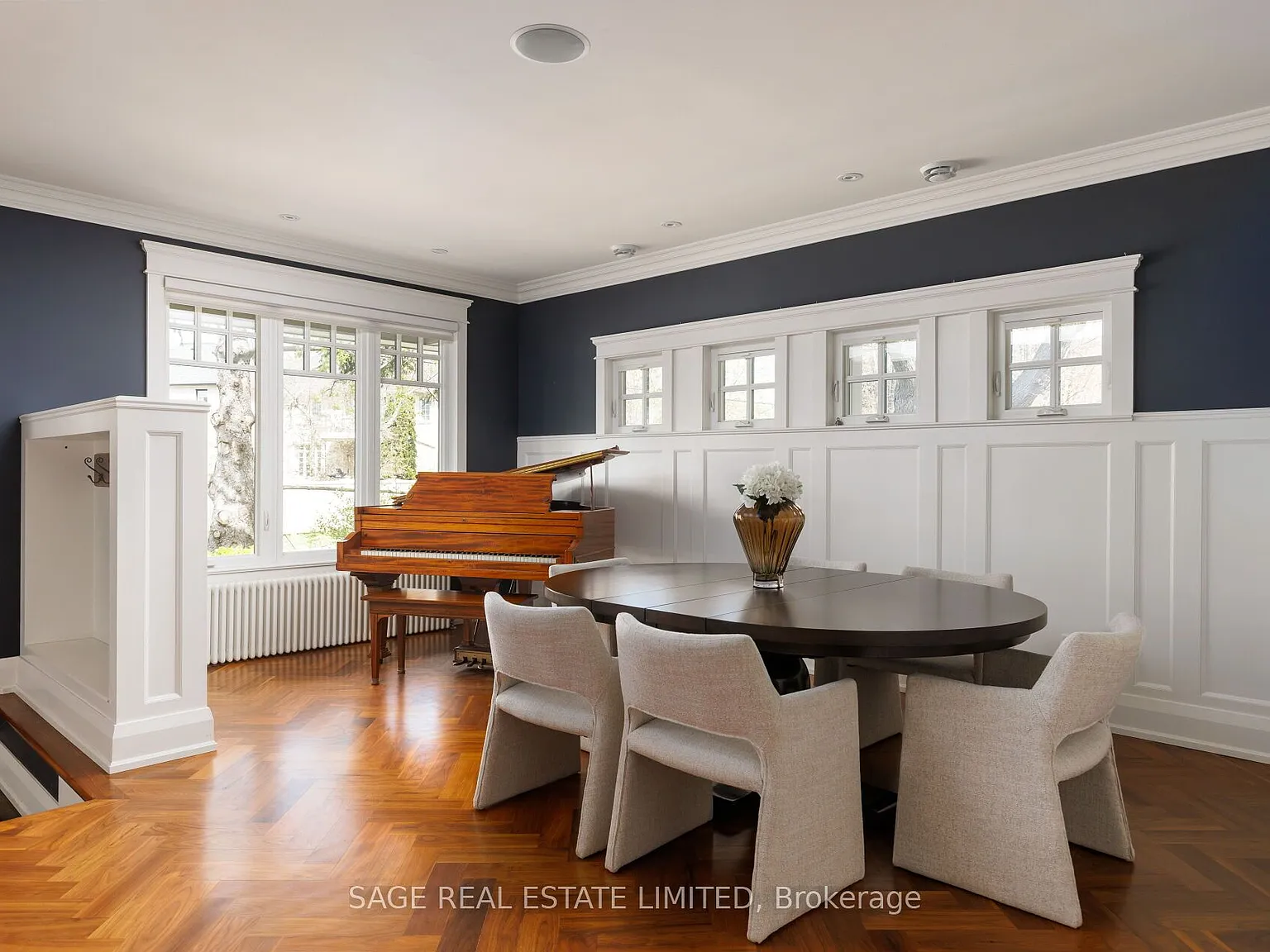 6 bed, $9,500 — Photo 2