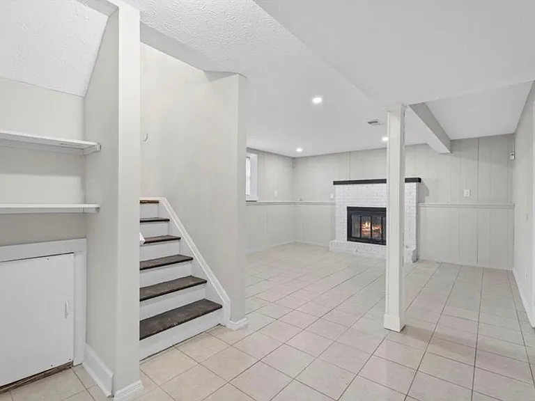 5268 Kinsdale Ln — Photo 10