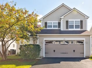 175 N Cranberry Lake Dr, Hainesville, IL 60073