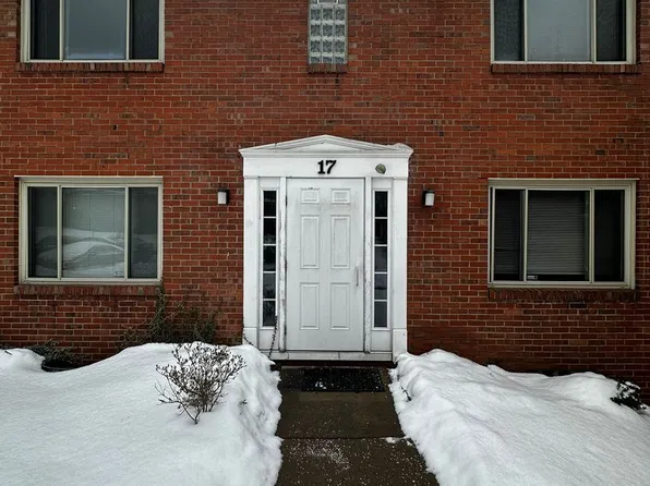 298 Lumar Dr, Butler, PA 16001