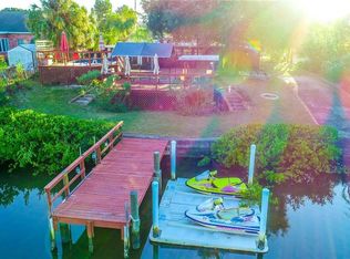 305 Flamingo Dr, Apollo Beach, FL 33572
