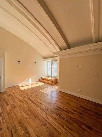 1 bed, 958 sqft, $1,799 — Photo 3