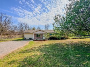 15721 W Clyde Maher Rd, Tahlequah, OK 74464