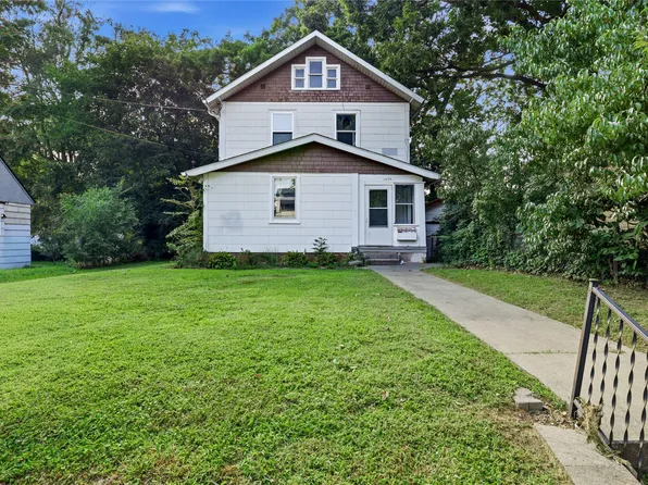 1438 33rd St, Des Moines, IA 50311
