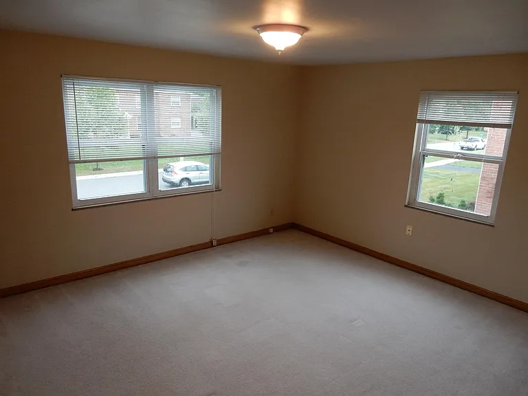 2125 Ridgeview Rd — Photo 7