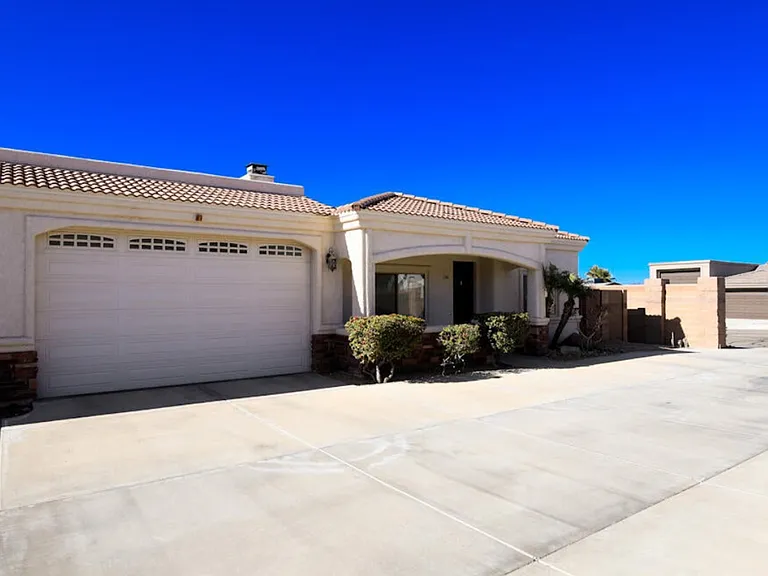 3470 Candlewood Dr — Photo 2