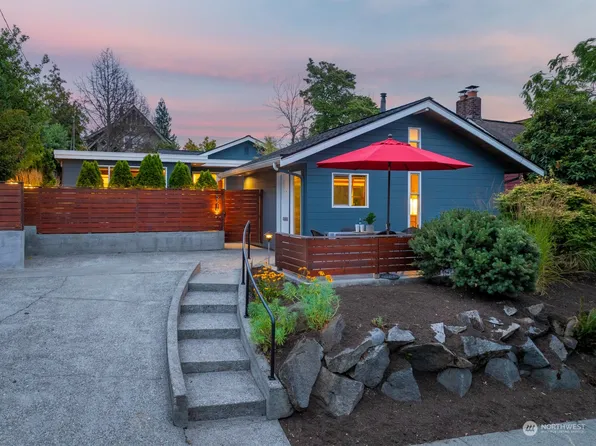 5718 26th Avenue NE, Seattle, WA 98105