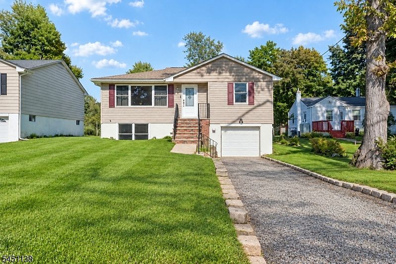 1st image of 539 Logan Dr