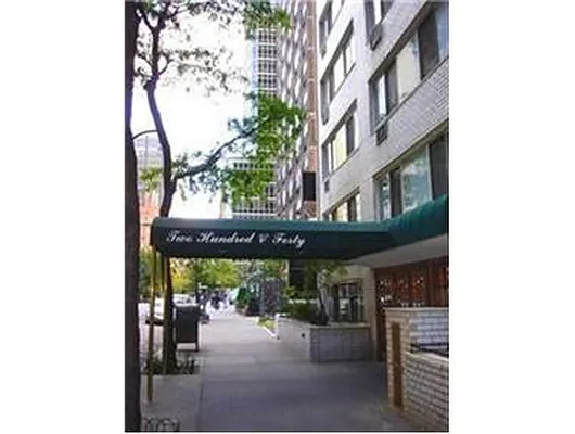 Rented by Douglas Elliman | media 23