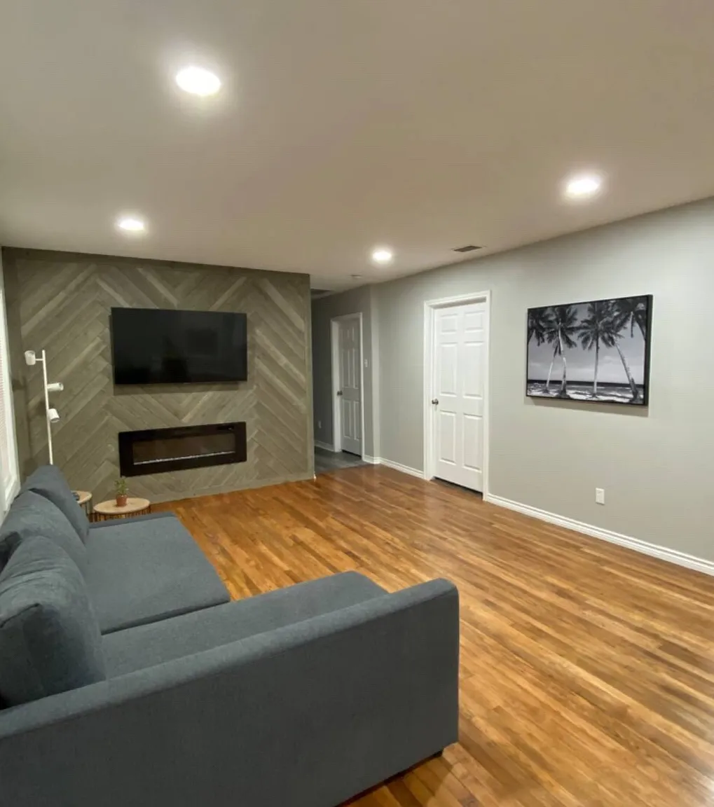 3 bed, 1209 sqft, $1,800 — Photo 1