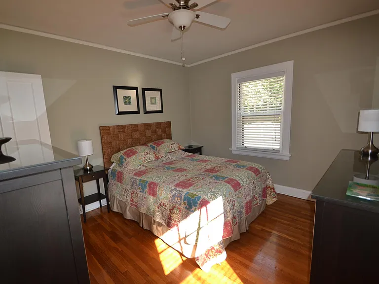 908 Ellison Ave #4 — Photo 10
