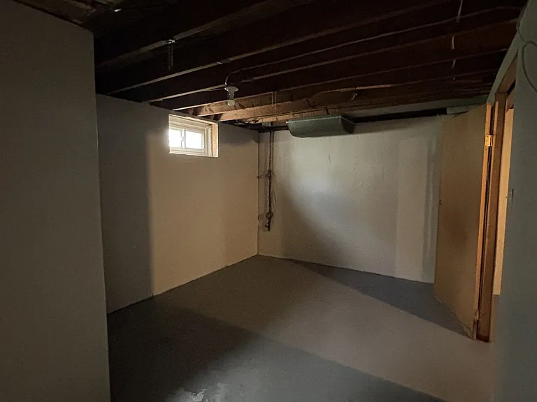766 Ruprecht Ave — Photo 10