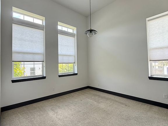 5th image of 601 S Wynooski St #203