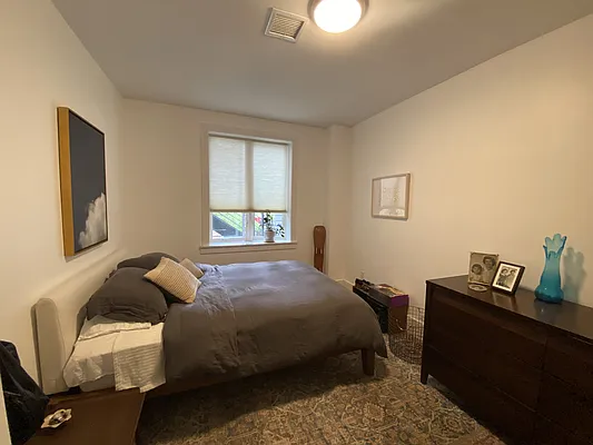 Rented by Realty Collective | media 37