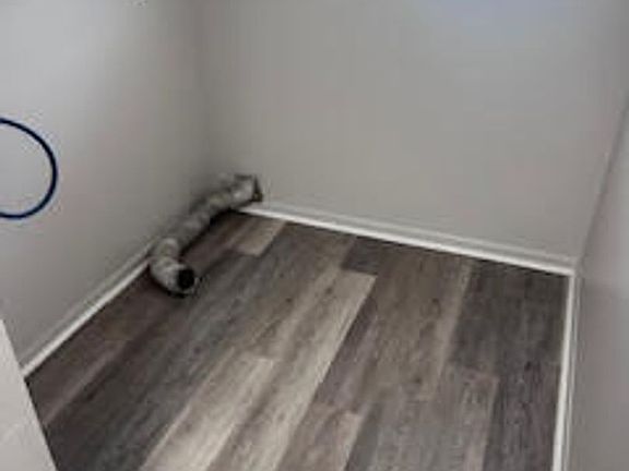 4th image of 1516 Kraft Ave