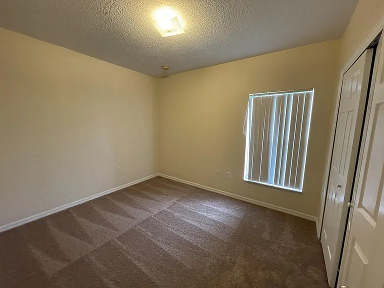 935 Cumberland Dr — Photo 8