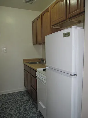 Rented by JK Dansar Corp | media 28