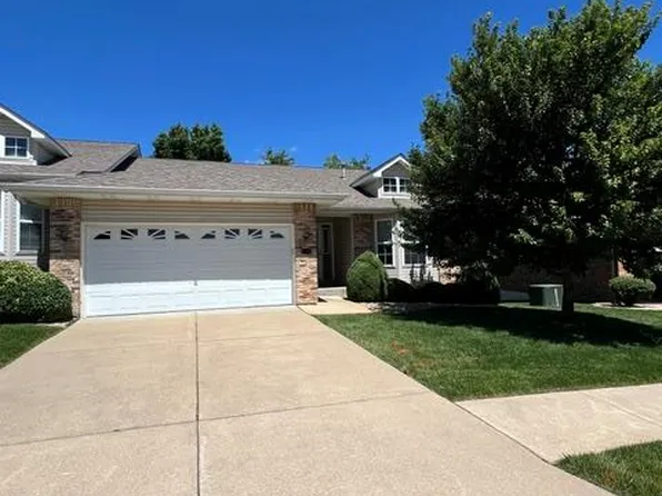 129 Braewood Cir #5C, Saint Charles, MO 63301