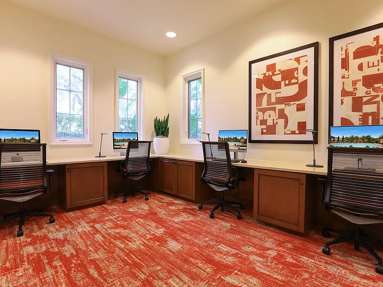 Newport Bluffs Apartment Village — Photo 19