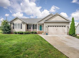 1531 Bay View Dr, Cookeville, TN 38506