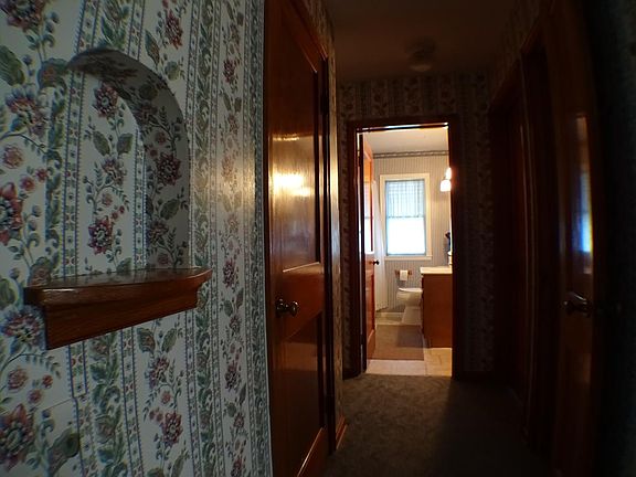 5th image of 1219 W 18th St