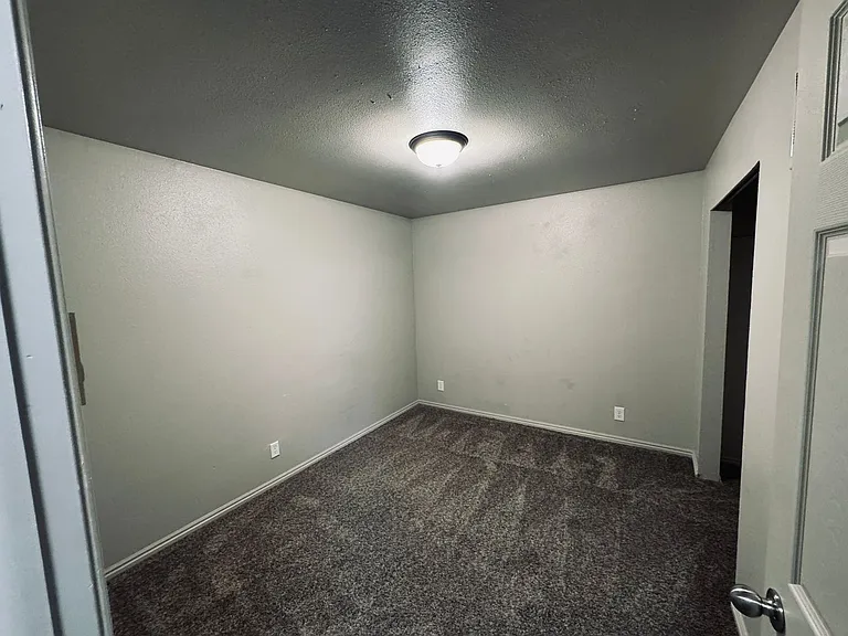 49 E Main St — Photo 14