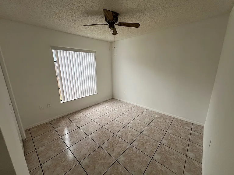 2712 Montego Bay Blvd — Photo 9