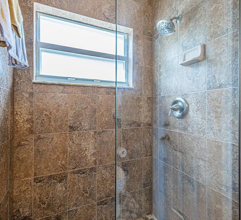1st image of 940A Wicks Dr