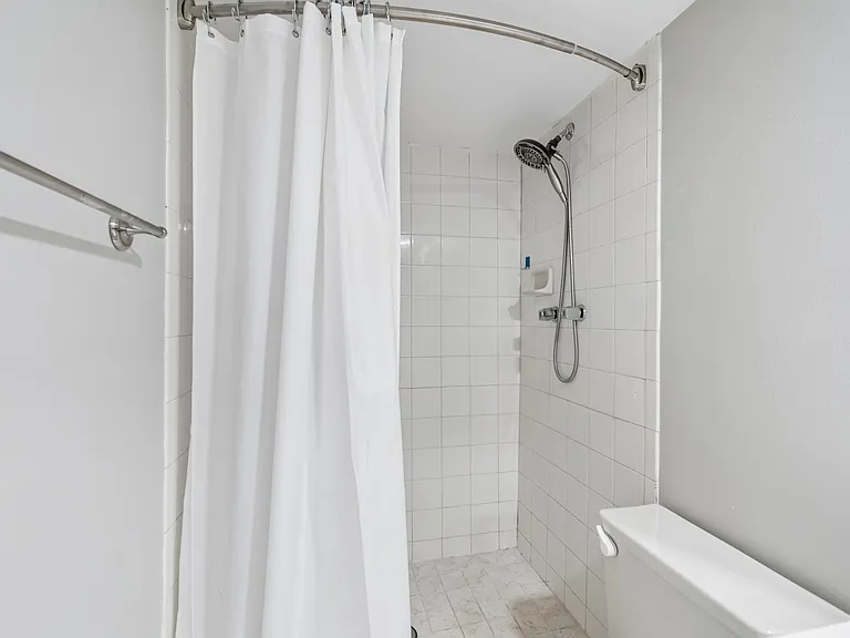 1003 W Horatio St #A — Photo 23