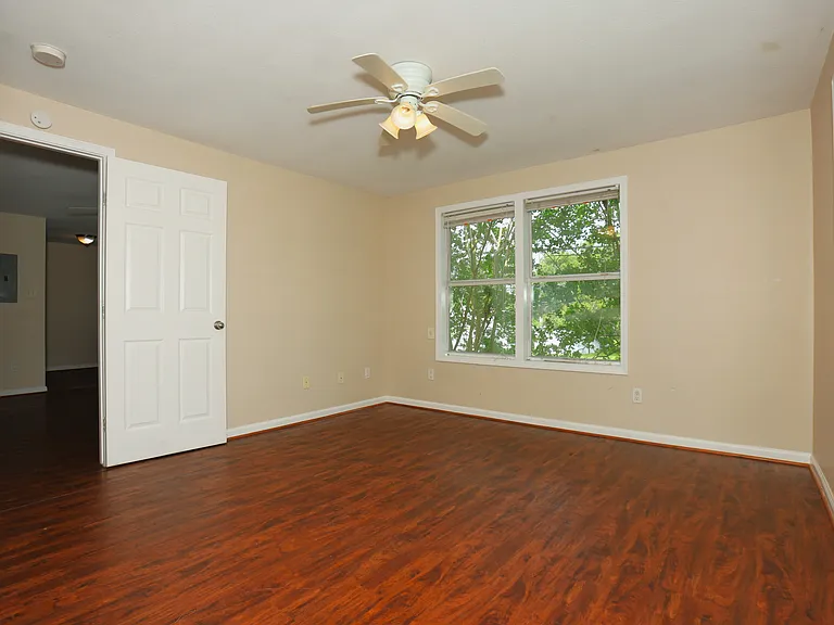 256 E Pecan Ln #3 — Photo 10