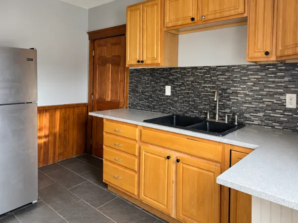 164 West St #3, Gardner, MA 01440
