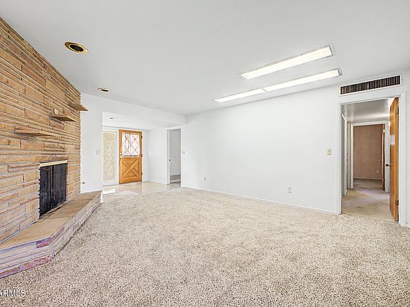 4th image of 343 E BROADMOR Drive