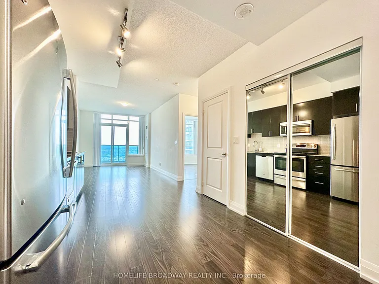 7161 Yonge St #2833 — Photo 6