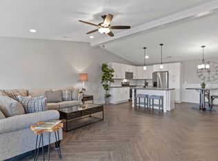 1368 Parke Dr, Crown Point, IN 46307