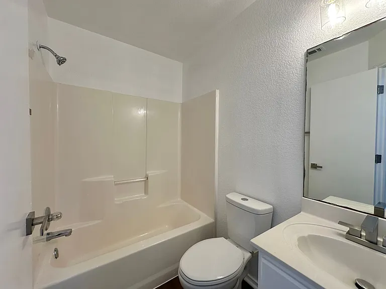 3102 Viewcrest Dr — Photo 28