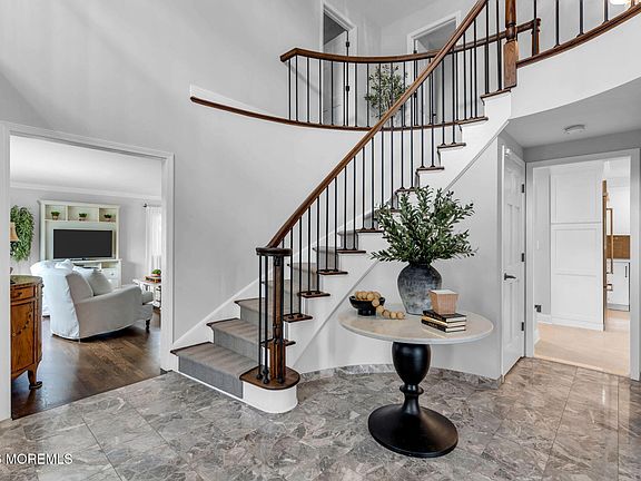 2nd image of 3207 Liberty Lane