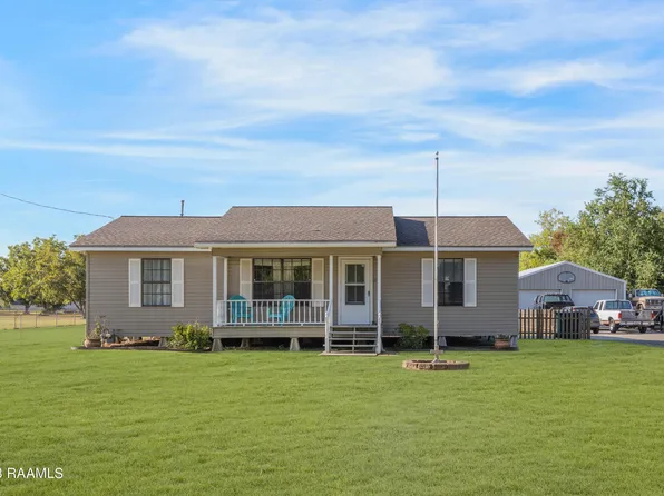 3117 Captain Cade Rd, Broussard, LA 70518