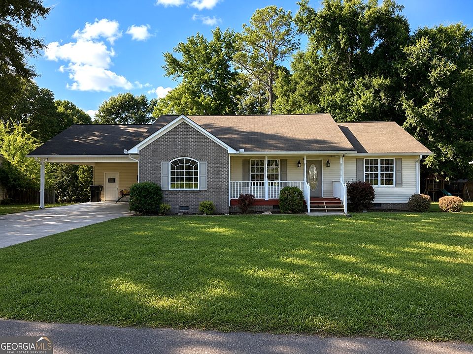 1st image of 201 Briarwood Cir