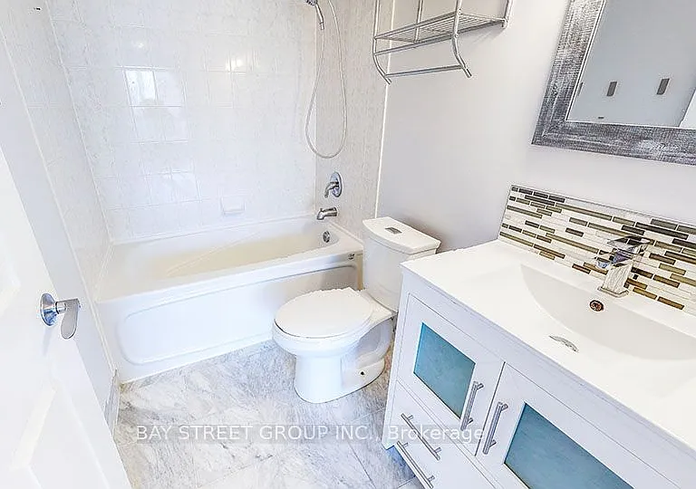7 Lorraine Dr #1701 — Photo 13